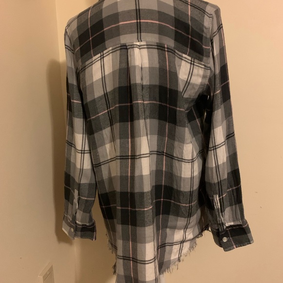Aerie- Black/White Button Down Flannel - Picture 8 of 8
